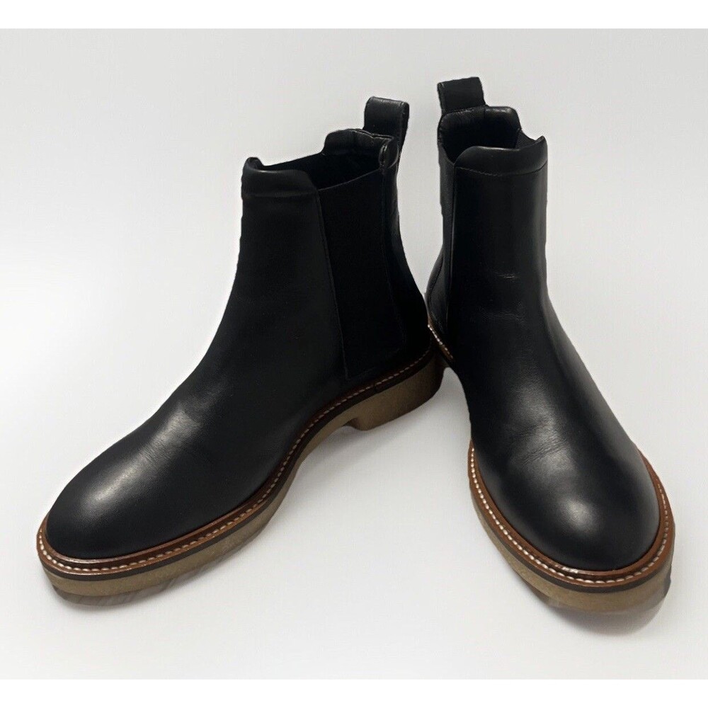 Everlane The Italian Leather Chelsea Boot in Black size 7.5 Women's Gum Outsole